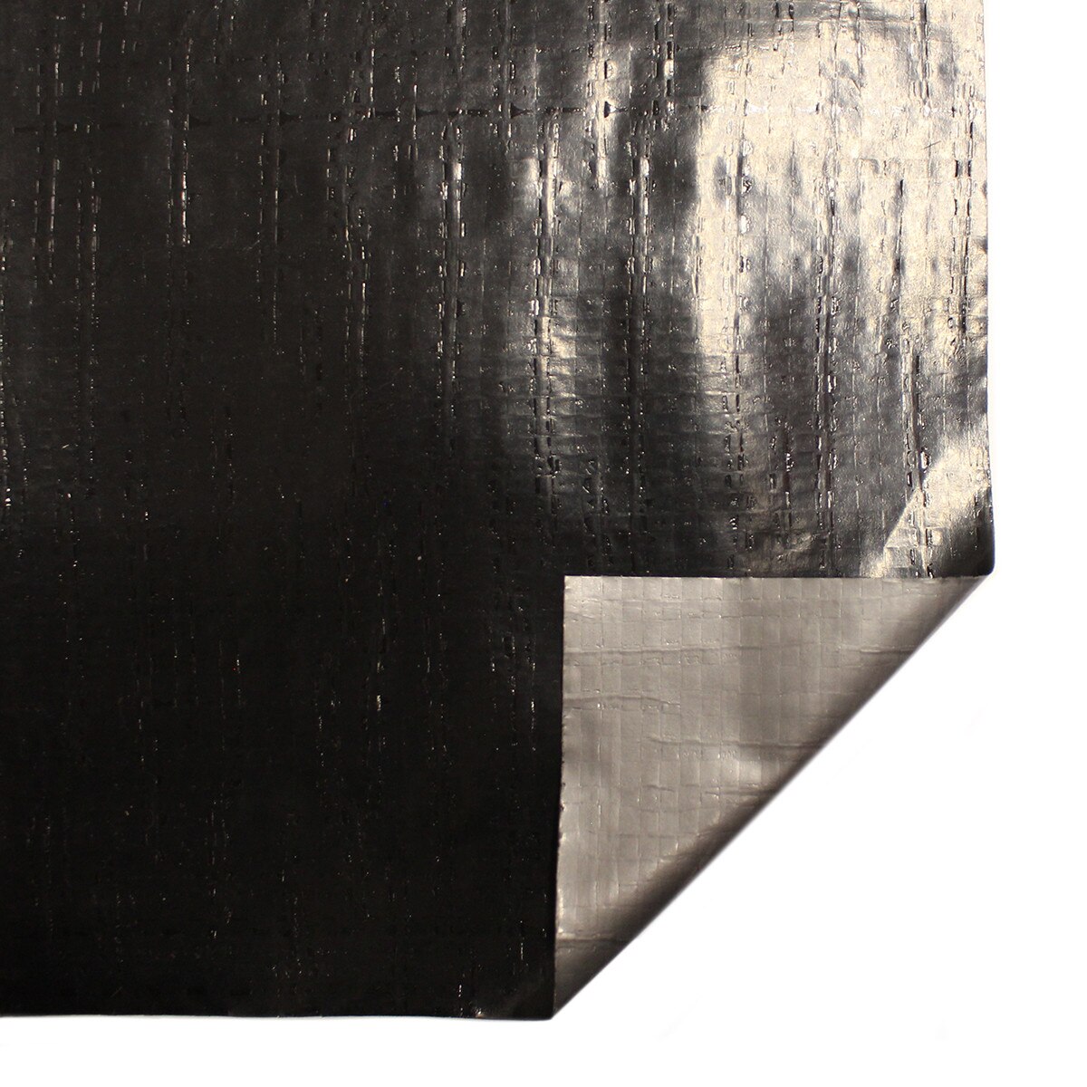 AMT black/silver 6.1 oz. poly plus poultry house curtain