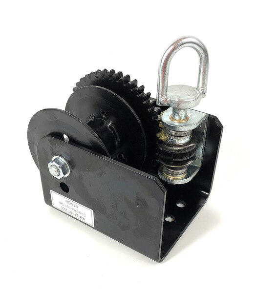 2000 lb. worm gear single reel winch